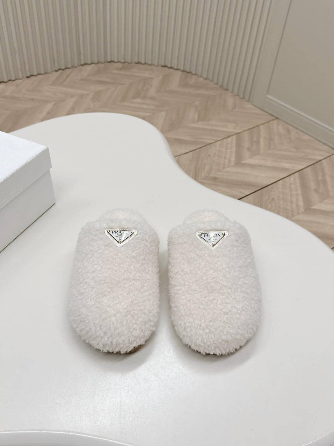 Slipper-125